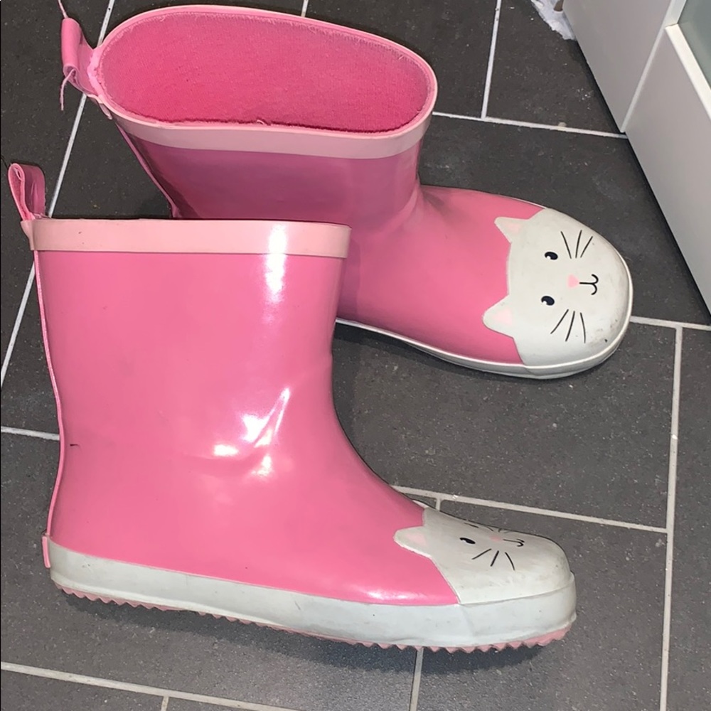 Rain boots